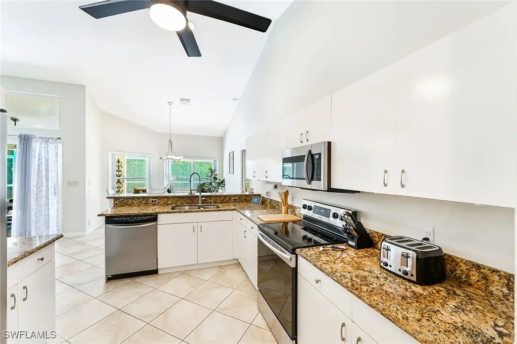 589 Lambton Lane Naples FL 34104