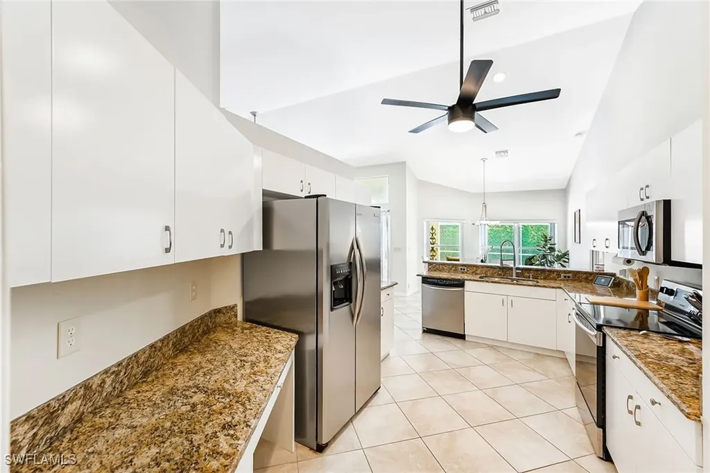 589 Lambton Lane Naples FL 34104