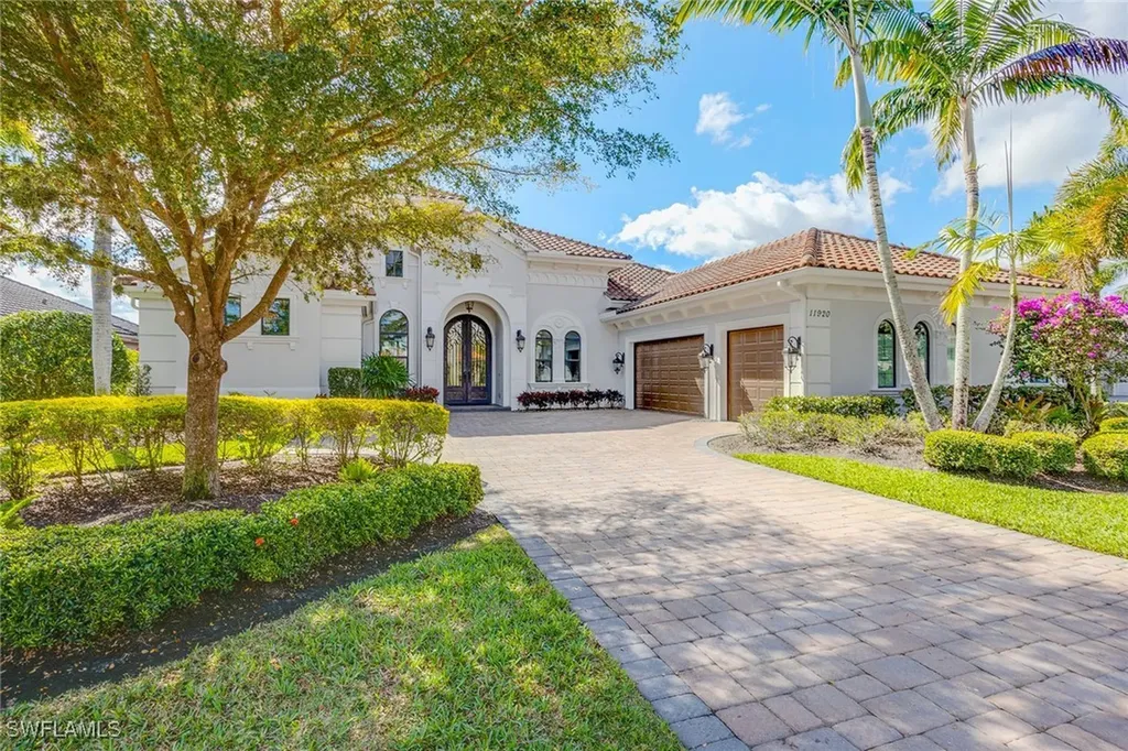 Naples FL, 11920 Hedgestone Court