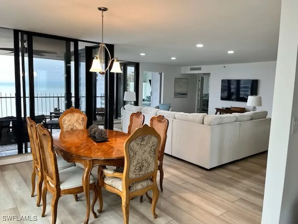 4251 Gulf Shore Boulevard N Naples FL 34103