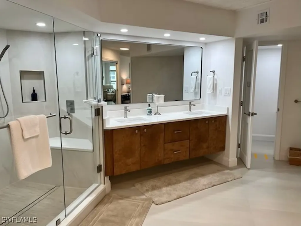 4251 Gulf Shore Boulevard N Naples FL 34103
