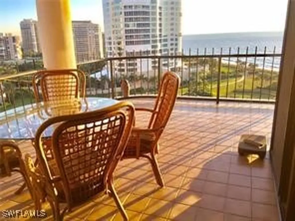 4251 Gulf Shore Boulevard N Naples FL 34103