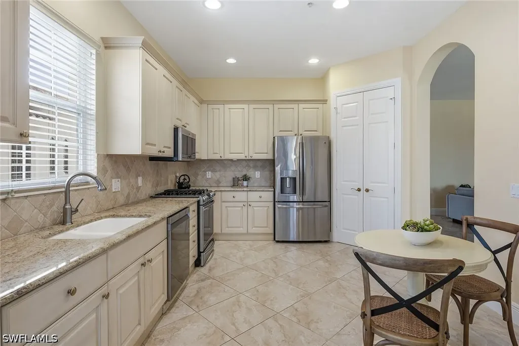 9106 Cascada Way Naples FL 34114