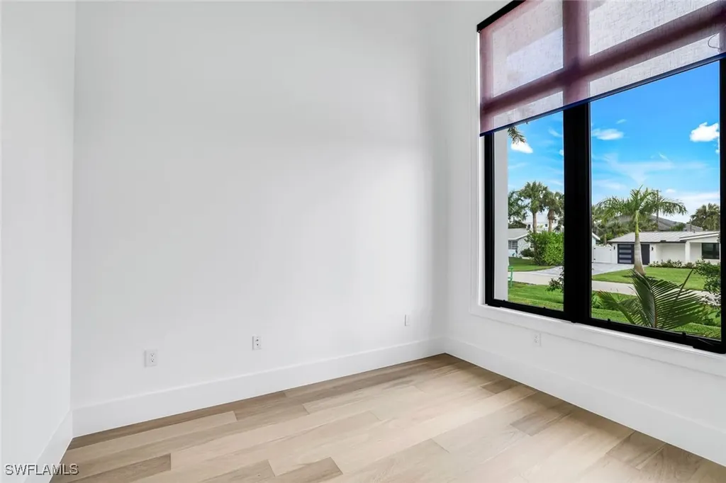 1248 13th Avenue N Naples FL 34102