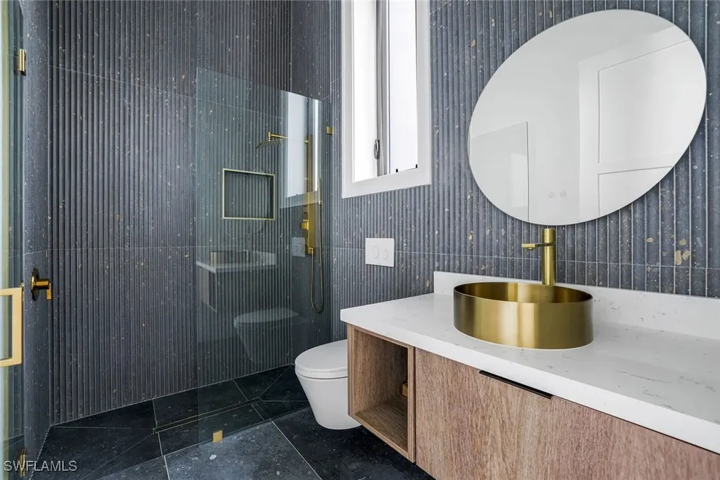 1248 13th Avenue N Naples FL 34102