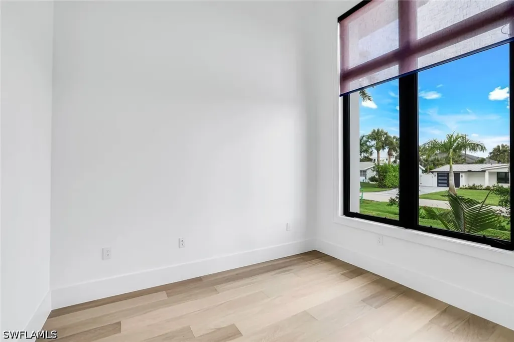 1248 13th Avenue N Naples FL 34102