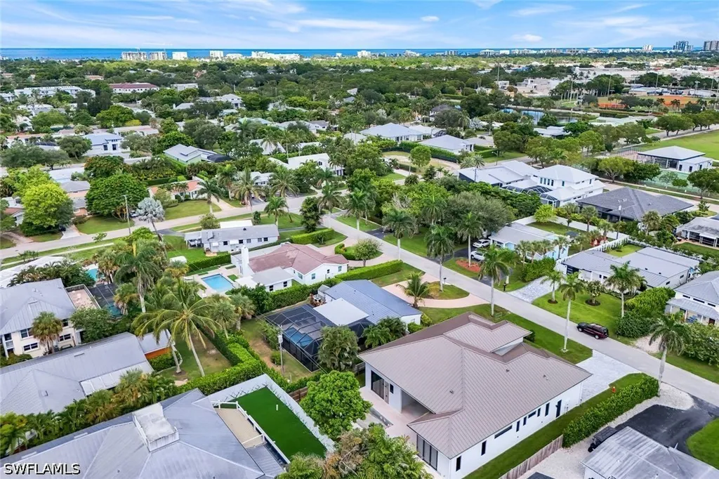 1248 13th Avenue N Naples FL 34102