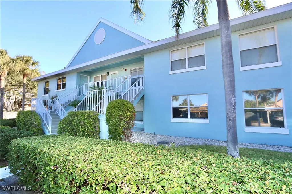 161 Wading Bird Circle Naples FL 34110