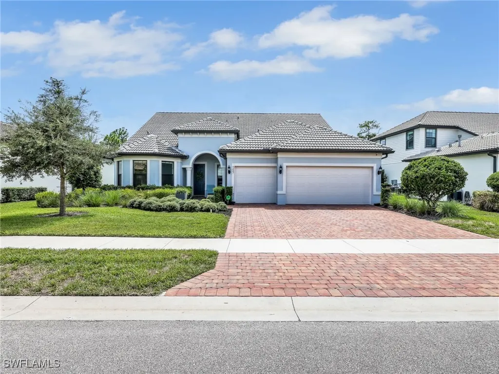9487 Greyhawk Trail Naples FL 34120