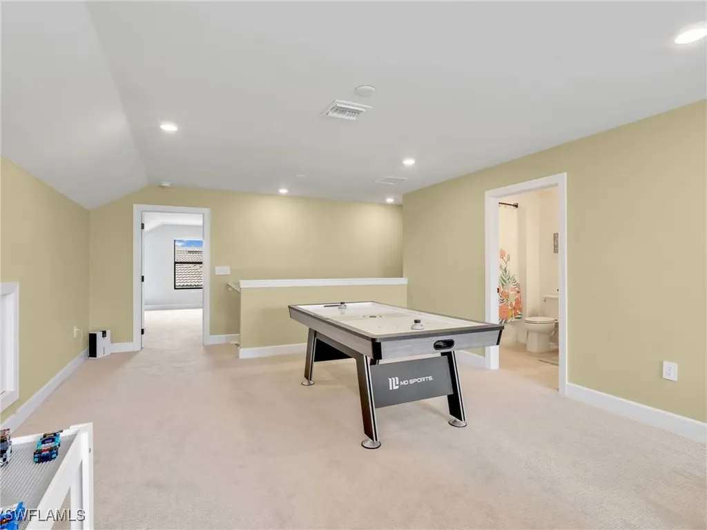 9487 Greyhawk Trail Naples FL 34120