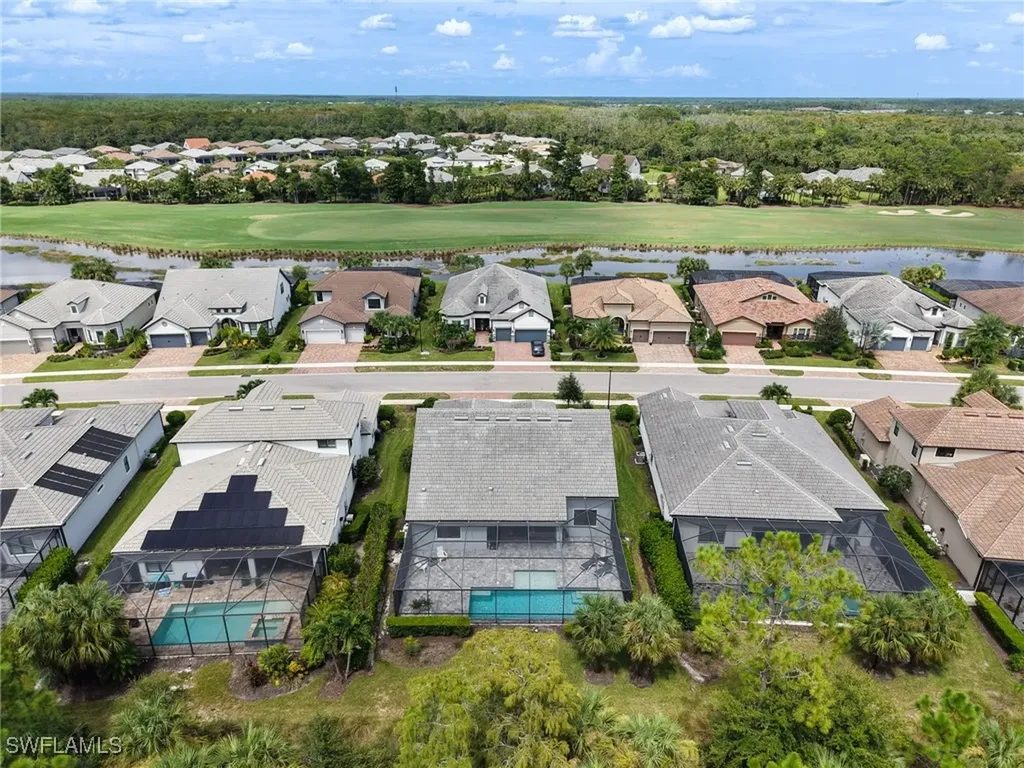 9487 Greyhawk Trail Naples FL 34120