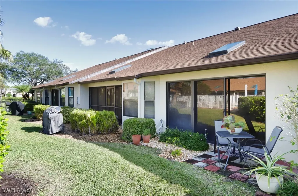 10805 Queen Anne Lane Naples FL 34109
