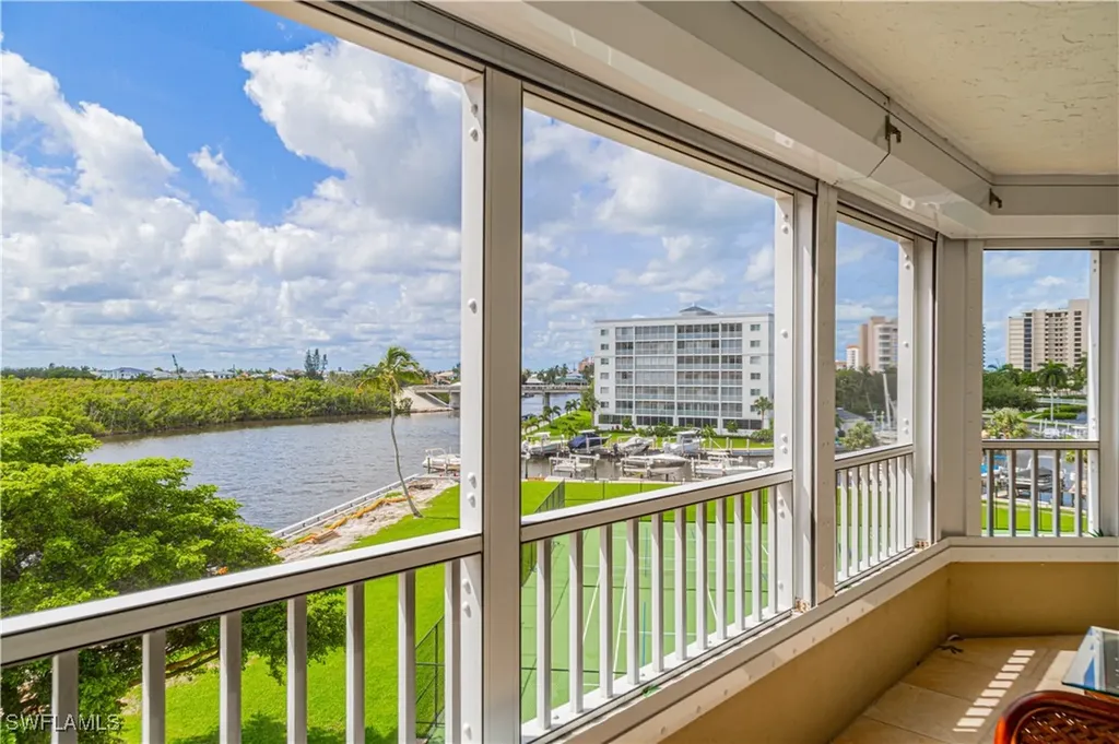 25 Bluebill Avenue Naples FL 34108