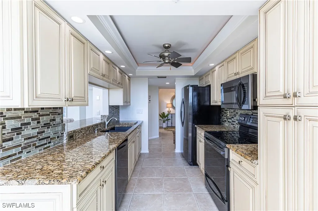 25 Bluebill Avenue Naples FL 34108