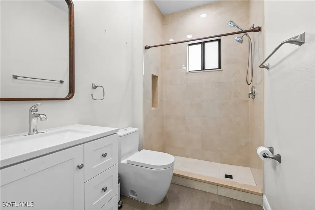 27551 Shriver Avenue Bonita Springs FL 34135