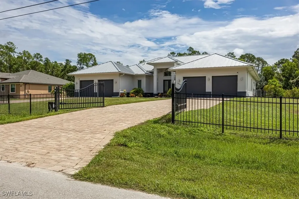 25125 Busy Bee Drive Bonita Springs FL 34135