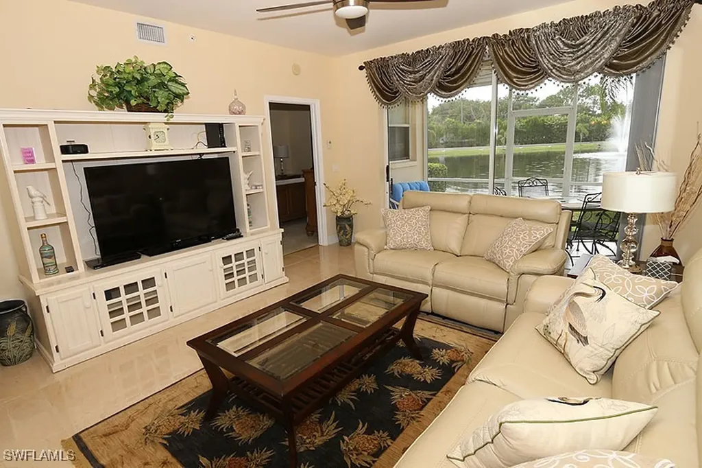 3250 Cypress Glen Way Naples FL 34109
