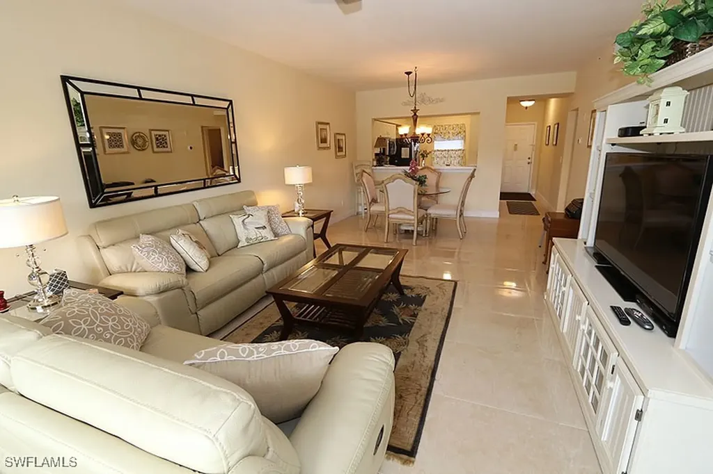 3250 Cypress Glen Way Naples FL 34109