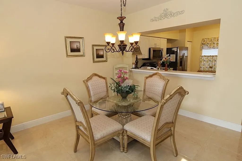 3250 Cypress Glen Way Naples FL 34109