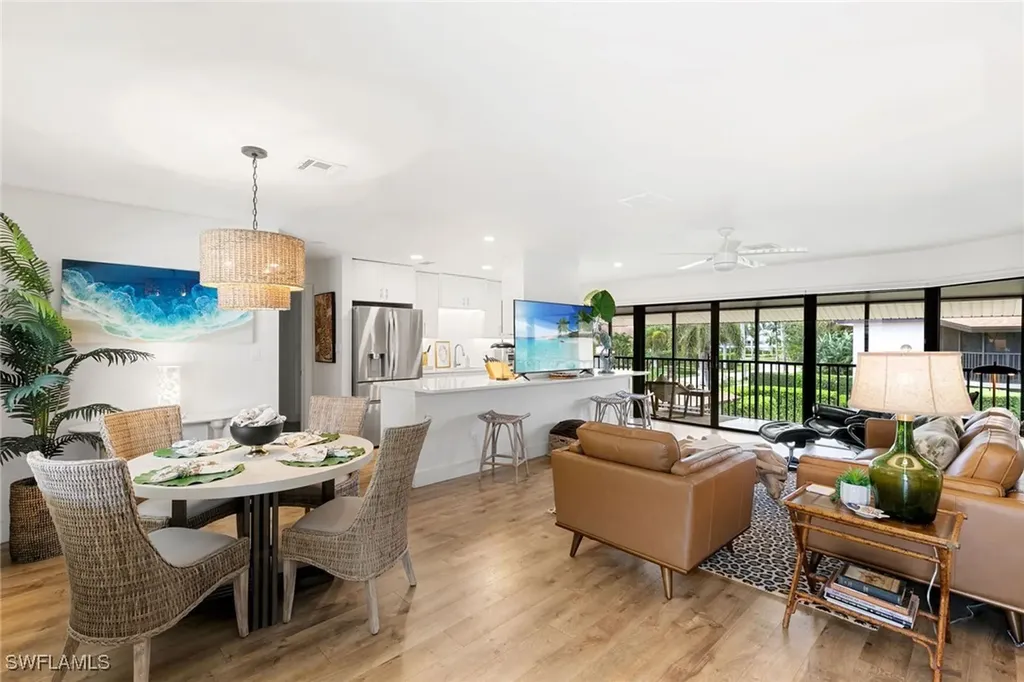 4072 Belair Lane Naples FL 34103