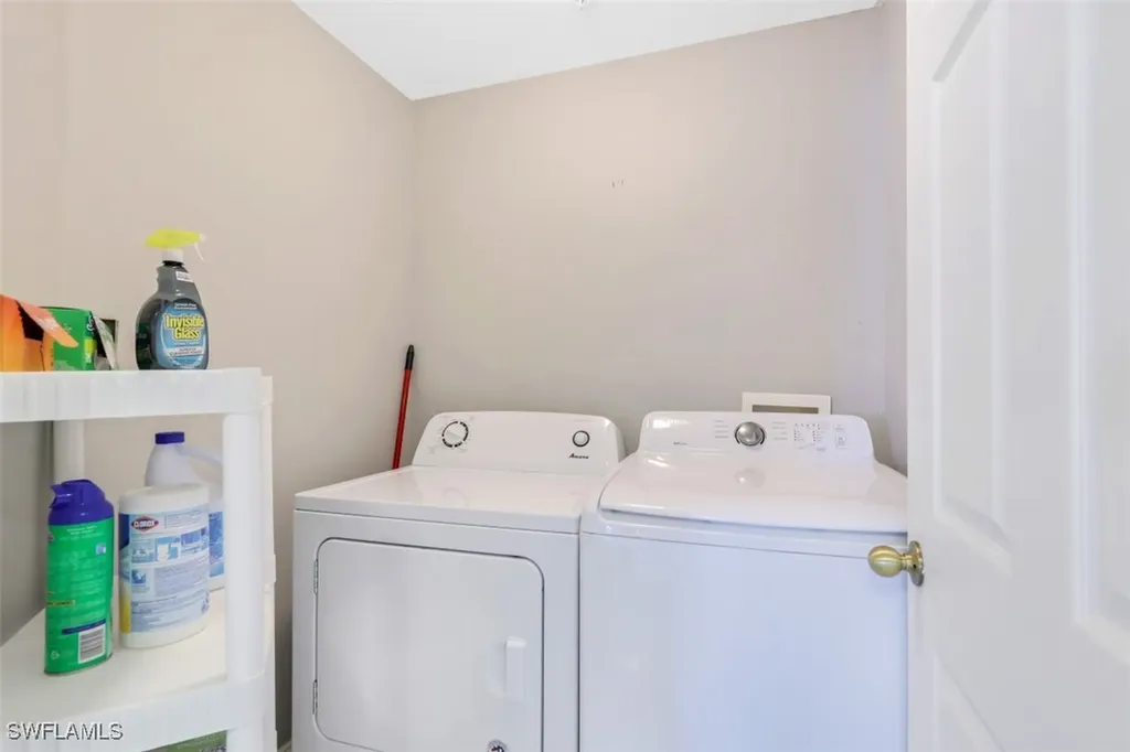 519 Roma Court Naples FL 34110