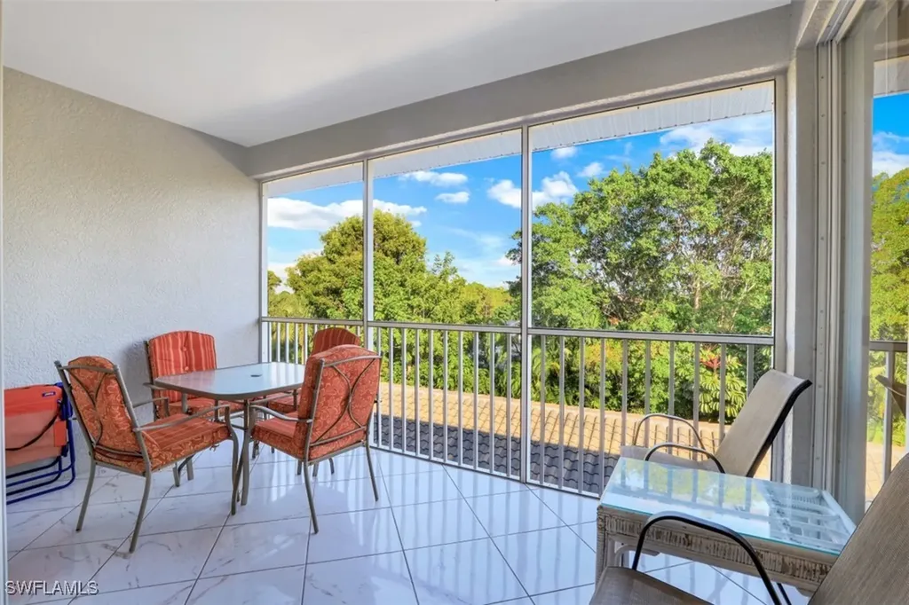 519 Roma Court Naples FL 34110