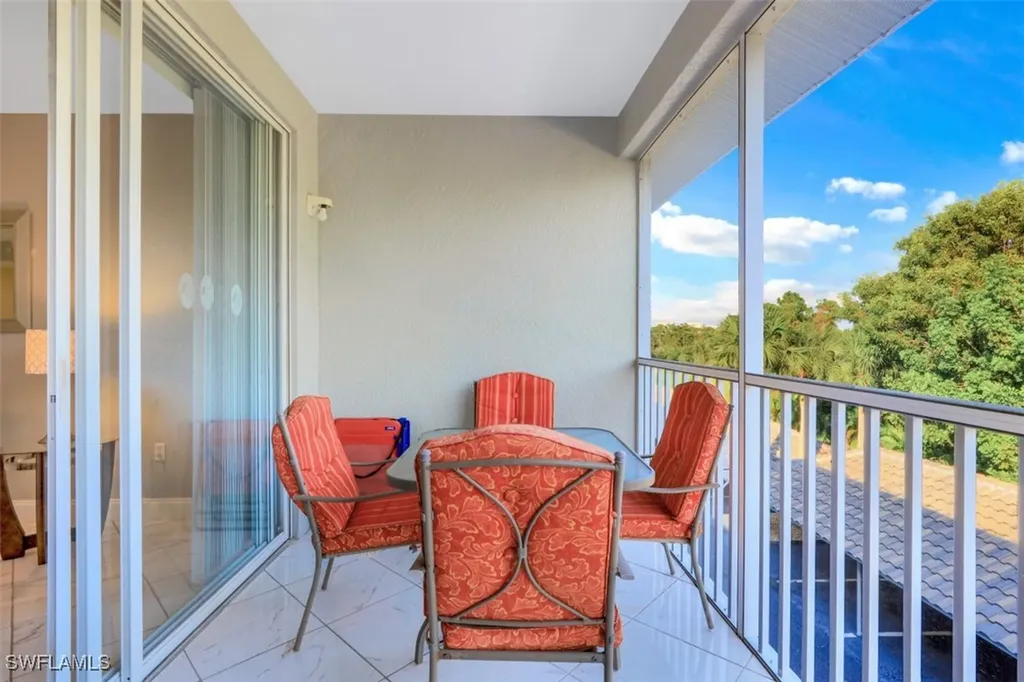 519 Roma Court Naples FL 34110