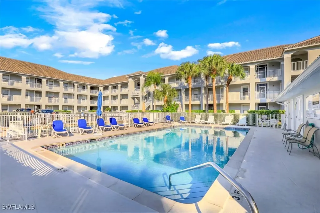 519 Roma Court Naples FL 34110