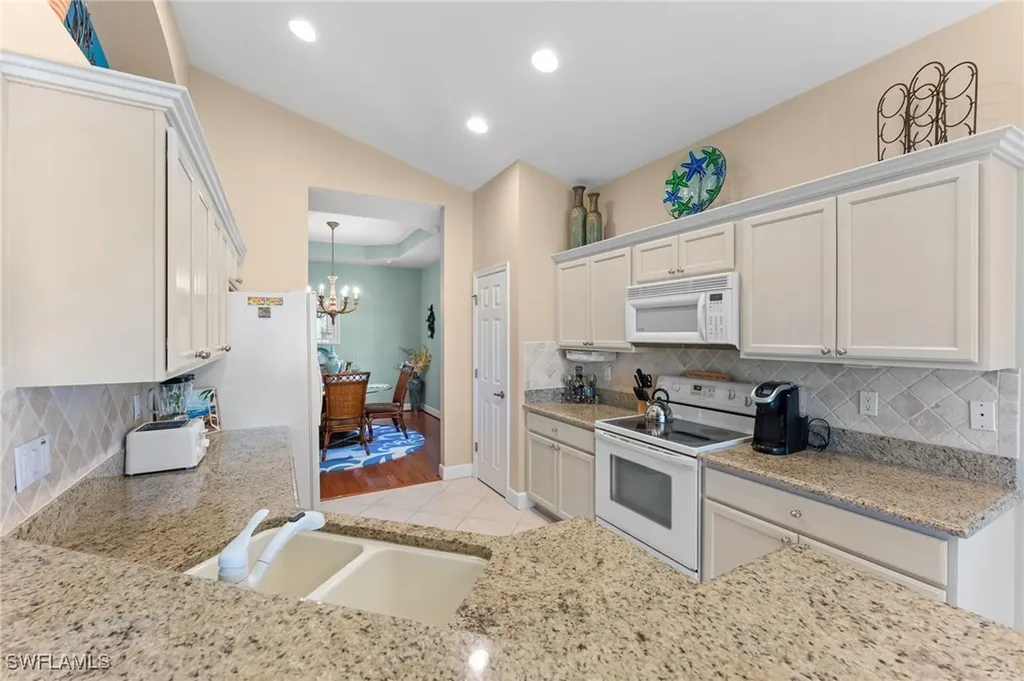 6840 Ascot Drive Naples FL 34113