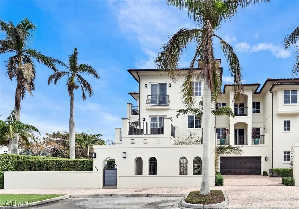 425 5th Street S Naples FL 34102