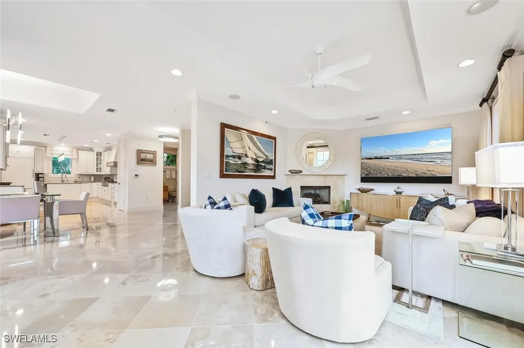 425 5th Street S Naples FL 34102