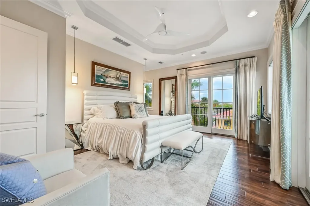425 5th Street S Naples FL 34102