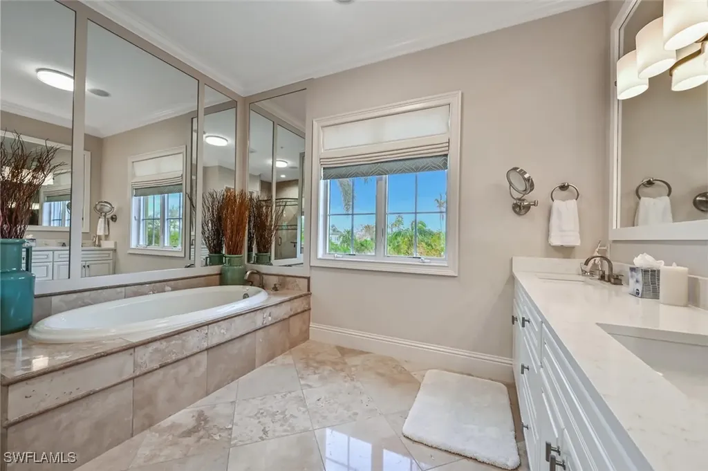 425 5th Street S Naples FL 34102