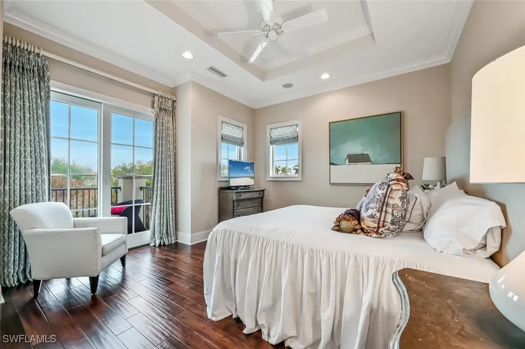 425 5th Street S Naples FL 34102