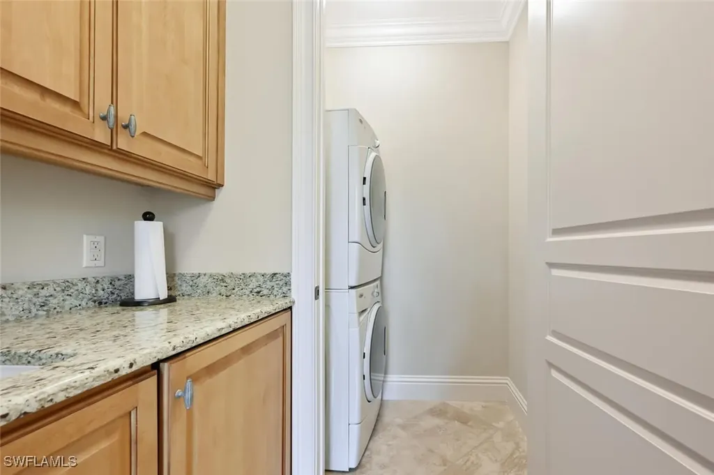 425 5th Street S Naples FL 34102