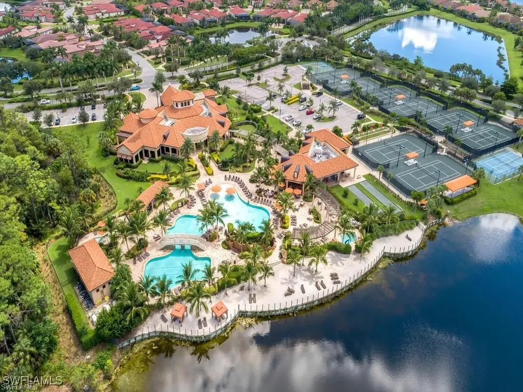 9735 Acqua Court Naples FL 34113