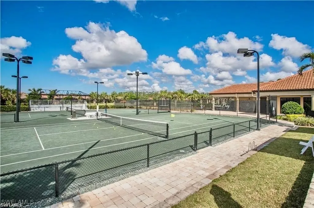 9735 Acqua Court Naples FL 34113