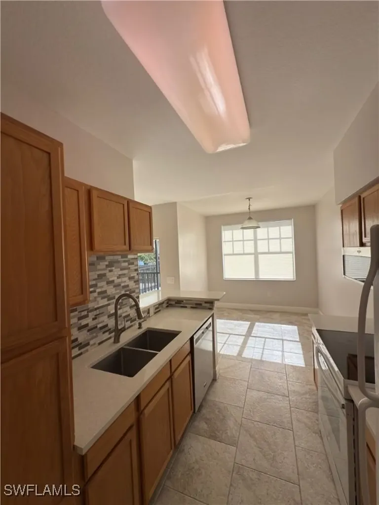 7985 Preserve Circle Naples FL 34119