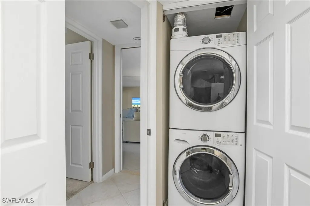 4005 Gulf Shore Boulevard N Naples FL 34103