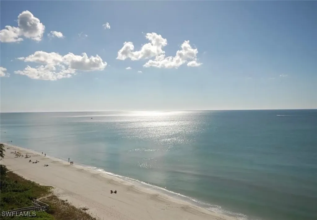 470 Launch Circle Naples FL 34108
