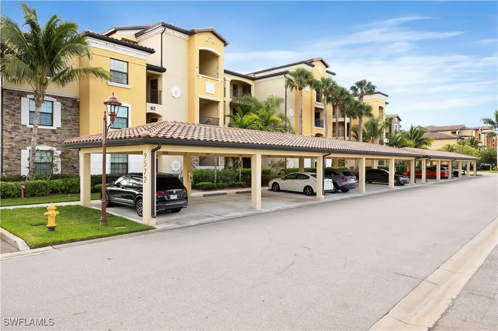 9572 Trevi Court Naples FL 34113
