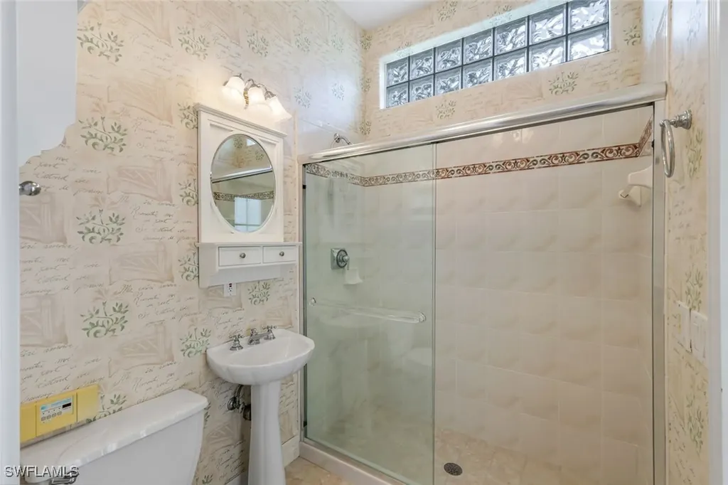 11201 Phoenix Way Naples FL 34119