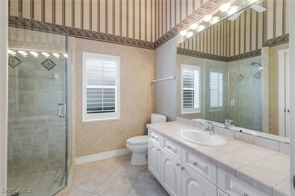 11201 Phoenix Way Naples FL 34119