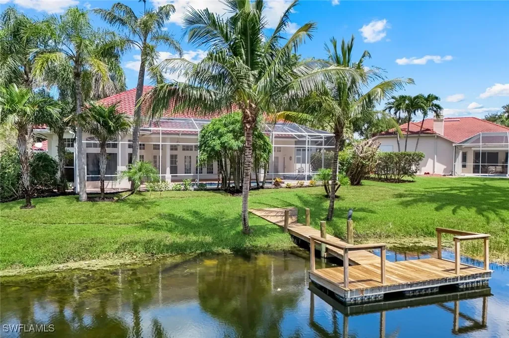 11201 Phoenix Way Naples FL 34119