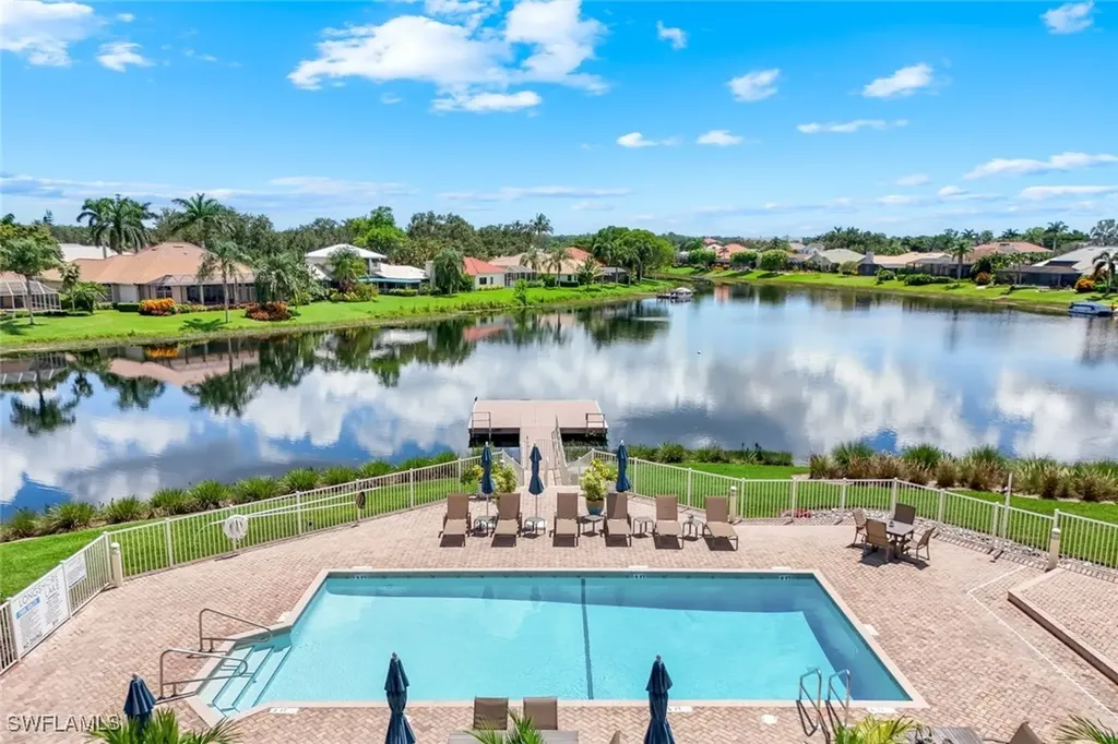 11201 Phoenix Way Naples FL 34119