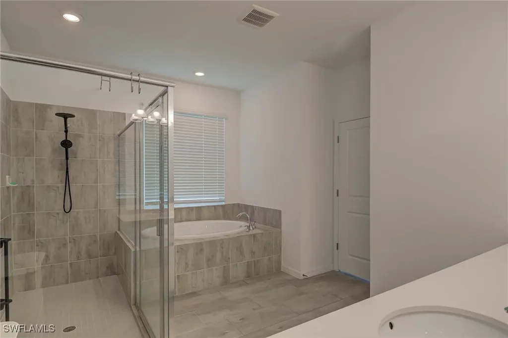 2446 Orchard Street Naples FL 34120