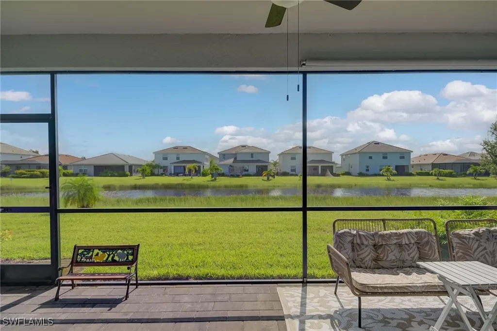 2446 Orchard Street Naples FL 34120