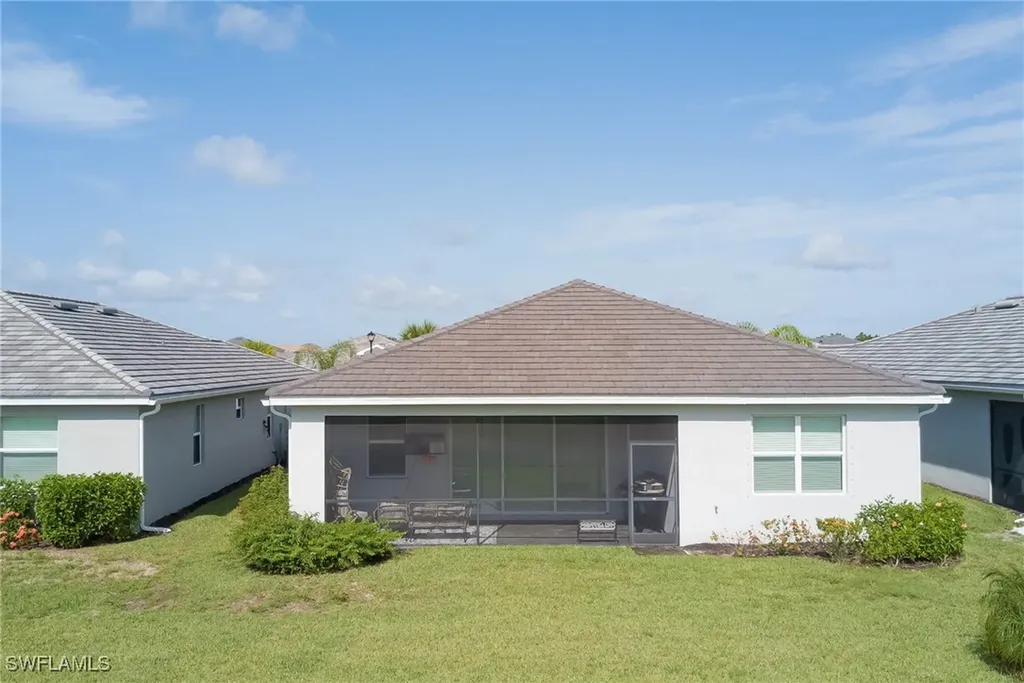 2446 Orchard Street Naples FL 34120