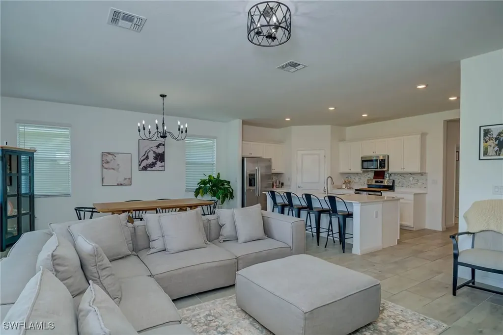 2446 Orchard Street Naples FL 34120