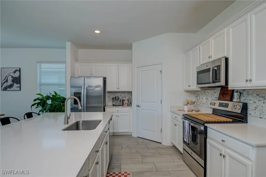 2446 Orchard Street Naples FL 34120